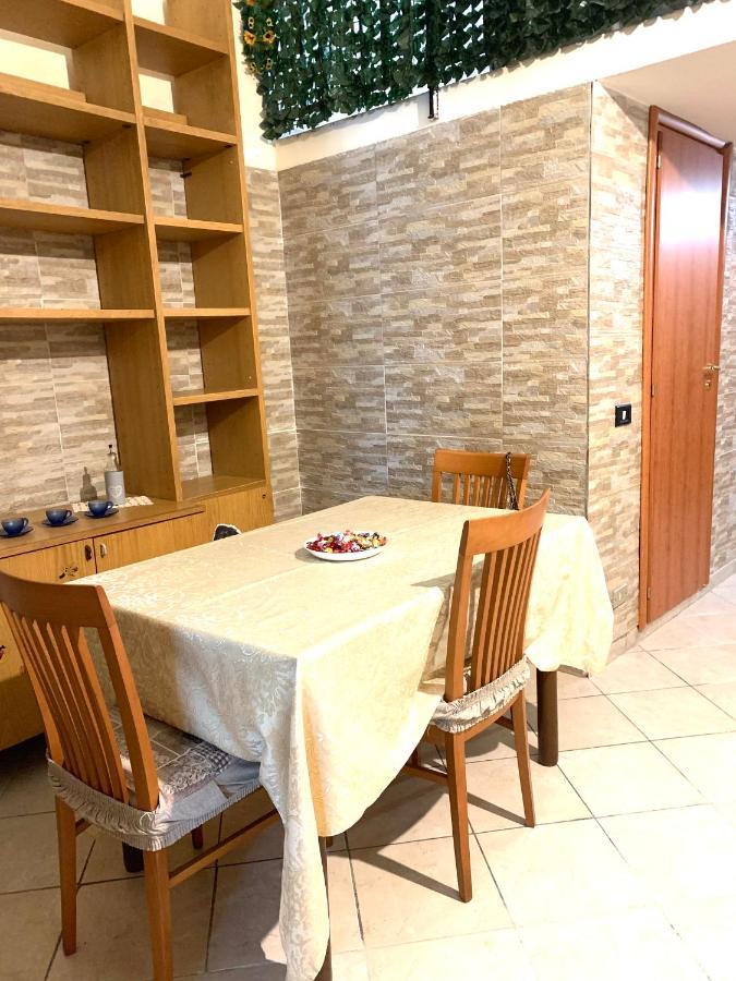 Holiday House San Biagio,41 Apartment เนเปิลส์ ภายนอก รูปภาพ